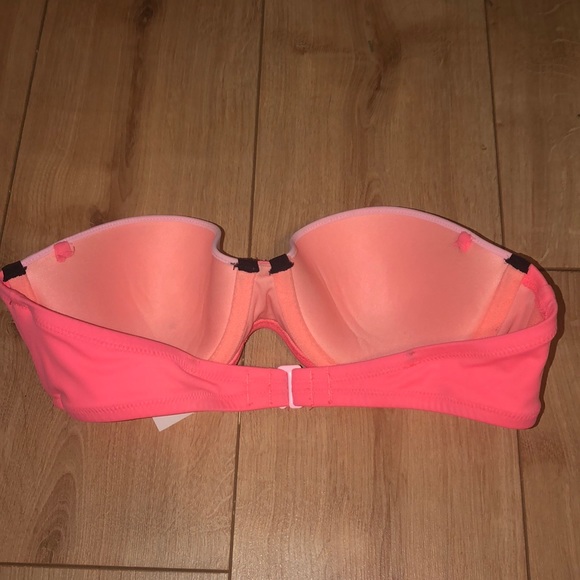 Used Victoria’s Secret triangle bikini top only - Picture 2 of 3